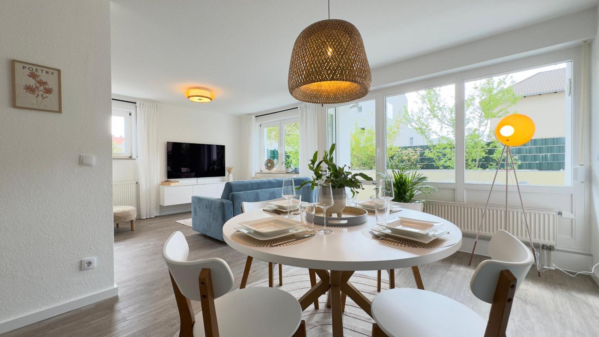 Fewo Am Park - 4P, Boxspringbett, Balkon, Smarttv, Gesundbrunnen, Familienfreundlich Halle  Bagian luar foto