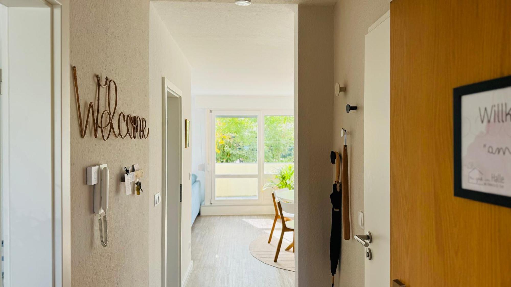 Fewo Am Park - 4P, Boxspringbett, Balkon, Smarttv, Gesundbrunnen, Familienfreundlich Halle  Bagian luar foto