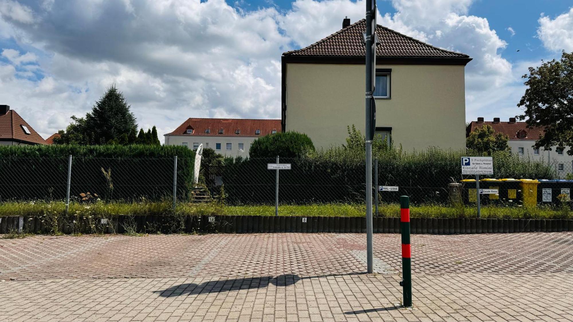 Fewo Am Park - 4P, Boxspringbett, Balkon, Smarttv, Gesundbrunnen, Familienfreundlich Halle  Bagian luar foto